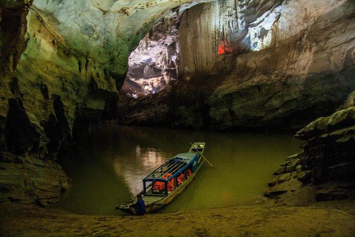 Bus Transfer Van Hue naar Phong Nha (Vertrek op oneven dagen)