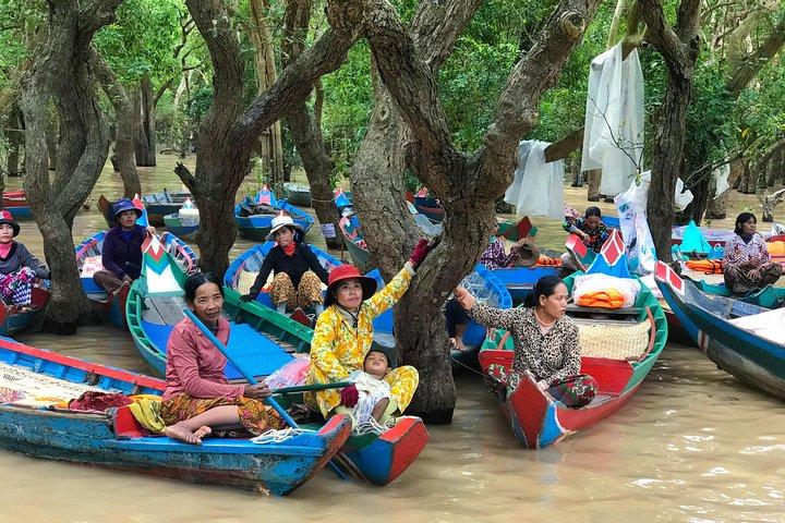 Excursão privada: excursão de dia inteiro à montanha Kulen e lago Tonle Sap