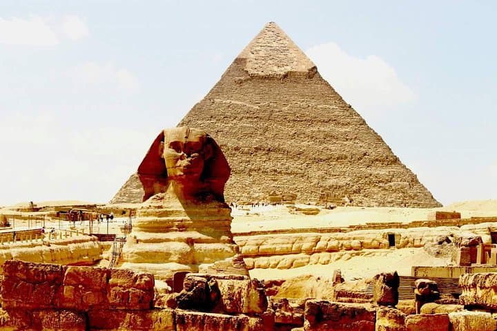 Cairo layover Tour to Giza Pyramids and Felucca Ride on Nile from Cairo airport