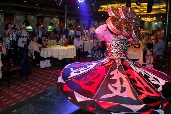 プライベートALL INC-ピラミッド、ラクダ乗り、エジプト博物館、フェルッカ、ランチ&ディナークルーズ