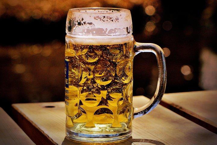 Excursão privada de degustação de cerveja e comida polonesa em Wroclaw