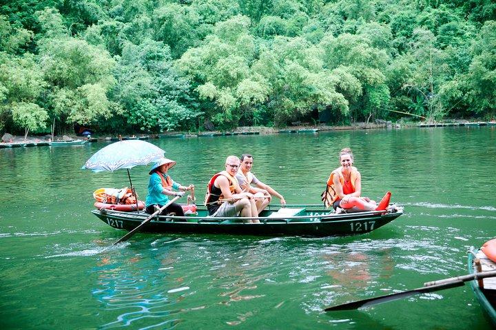 Hoa Lu Temple, Trang An boat trip & Mua Cave Mountain day trip - best selling
