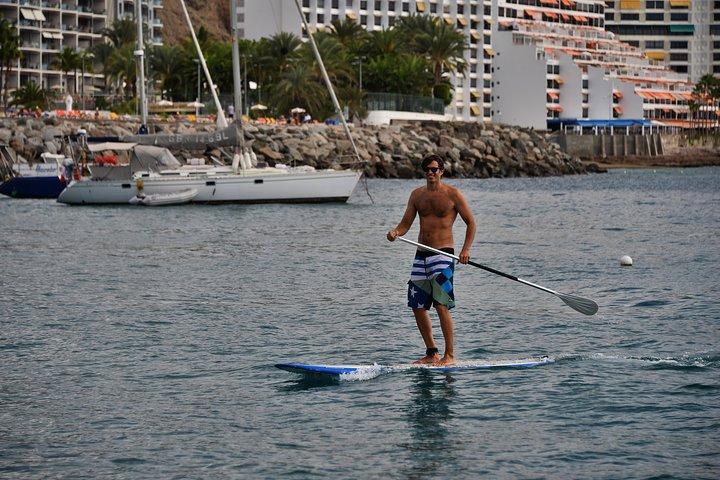 Paddle Surf SUP sulla spiaggia di Anfi