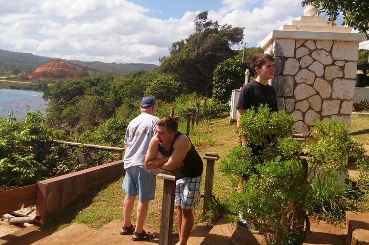 Bird Feeding Sanctuary, Montego Bay Highlights e Columbus Park Day Adventure
