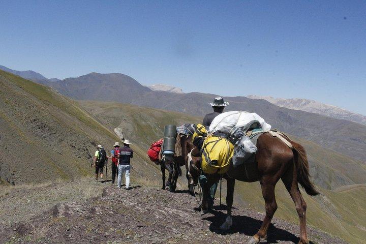 Lahij - Babadagh - Khinaliq trekking tour