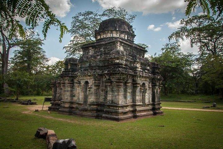Ancient Kingdoms Tour (Polonnaruwa, Sigiriya, Kandy) met vakantiegangers Sri Lanka