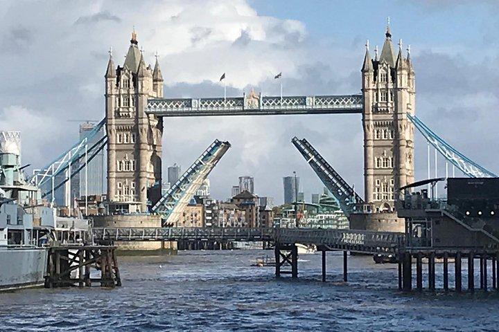 Middeleeuws Londen: een self-guided audiotour van Monument tot de Tower of London