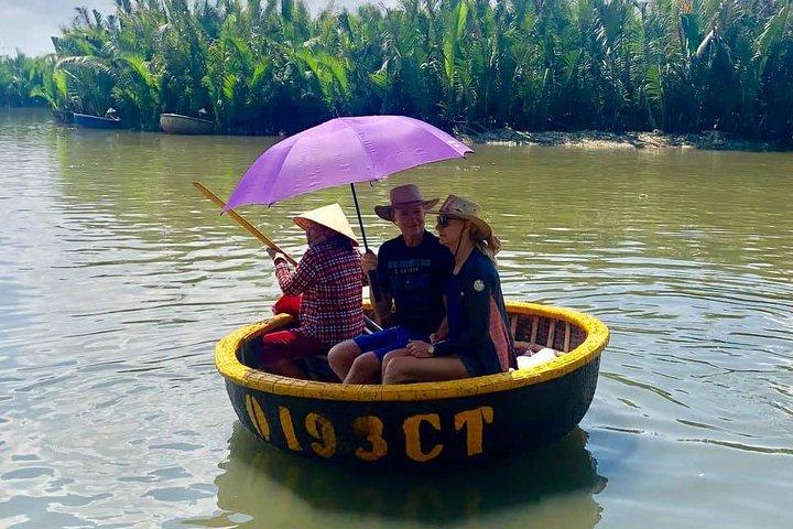 JEEP TOUR TO HOI AN COUNTRYSIDE EXPERIENCE & Local Village Life(ホイアンカントリーサイド体験&ローカルビレッジライフ)