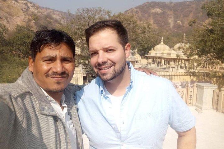 Tour privato di un'intera giornata a Jaipur Esplora la città rosa