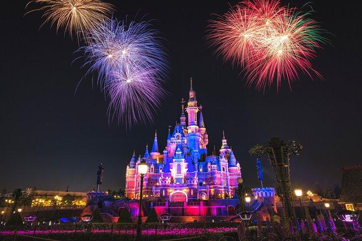 Shanghai Disneyland und Novotel Shanghai Clover Package