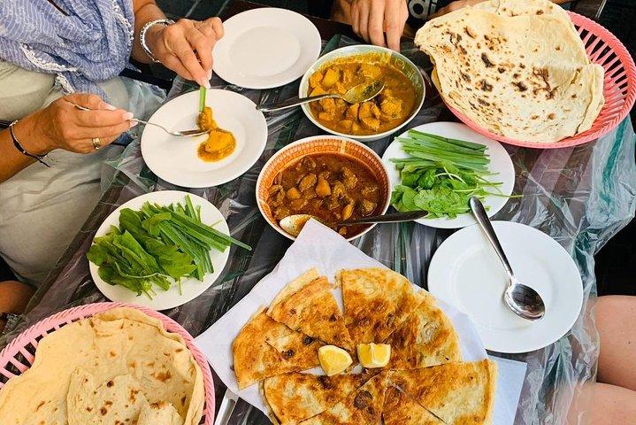 Bahrain Must-Try Food Tour (Manama Souq)