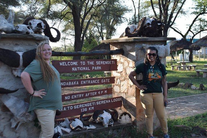 Serengeti Day Trip Safari Von Mwanza Tansania