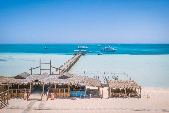 Isla Orange Bay