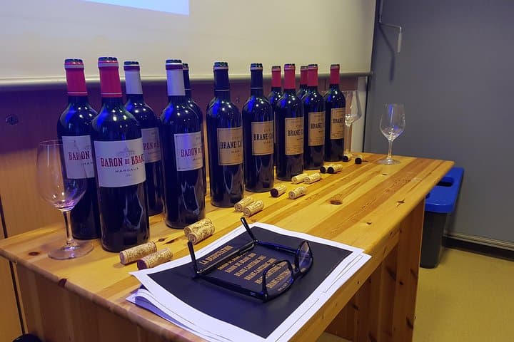 Wine tasting Paris Saint Germain des Pres