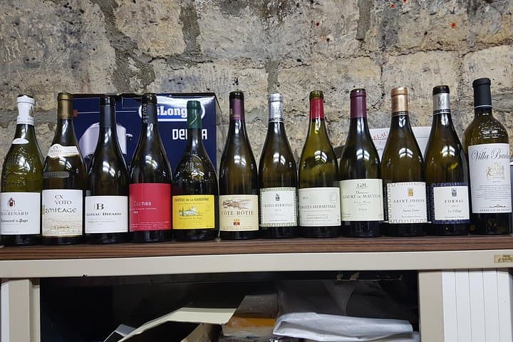 Wine tasting Paris Saint Germain des Pres