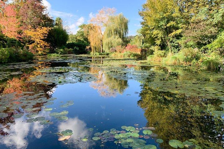 Paris & Giverny an einem Tag mit Mittagessen und VIP-Hin- und Rückfahrt