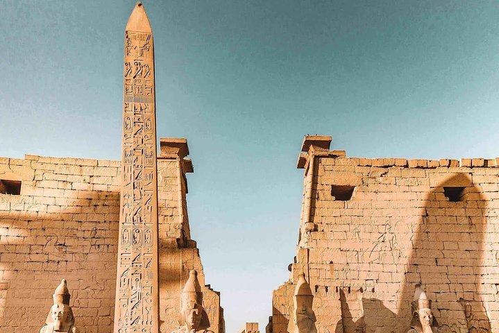 Excursões de 1 noite e 2 dias, Luxor West and East Bank e Balloon & Hotel From Luxor