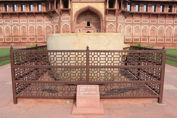 Privat: Taj Mahal-Tour am selben Tag von Jaipur mit dem Auto (All Inclusive)