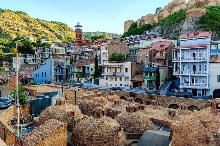 24/7 Privat overførsel fra / til Tbilisi lufthavn