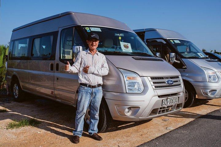 Del biltransport med andre fra Hoi An til Da Nang lufthavn eller togstation