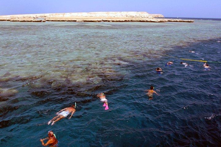 Orange Bay Giftun Island Hurghada snorkeltrip