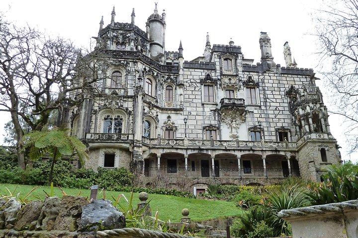 Private Sintra Tour from Lisbon with Wine Tasting and Regaleira Palace