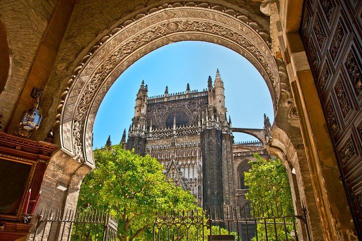 Sevilha: visita guiada à Catedral e Giralda com ingressos
