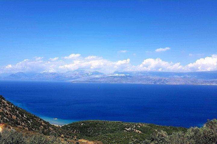 Excursão à costa de Corfu para o Monte Pantokrator