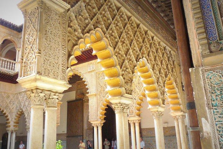 Sevilla-tur med Alcazar, katedralen och Giralda från Granada