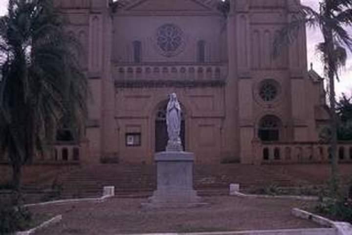 Excursão religiosa em Kampala
