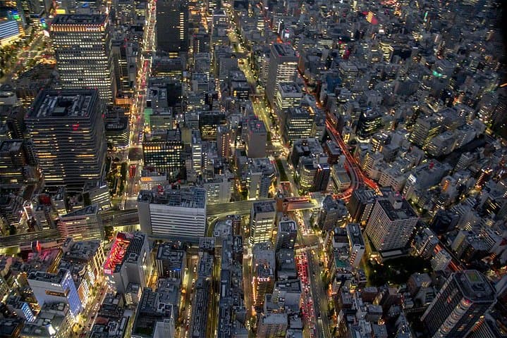 25-Min Downtown Helicopter Tour : Tokyo Skytree and Tokyo Tower