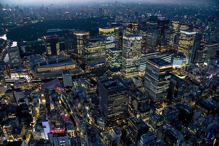 25-Min Downtown Helicopter Tour : Tokyo Skytree and Tokyo Tower