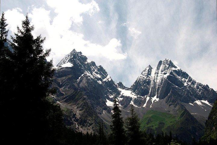 Siguniang (Four Girls Mountain) Tour