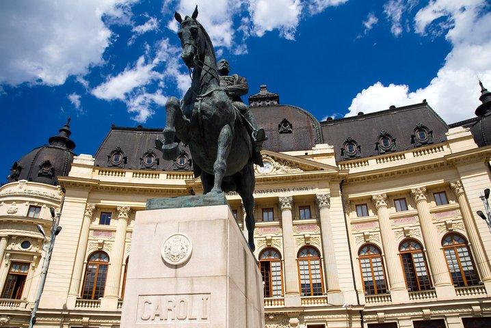 City tour privado em Bucareste visite o Palácio do Parlamento e Museu da Aldeia