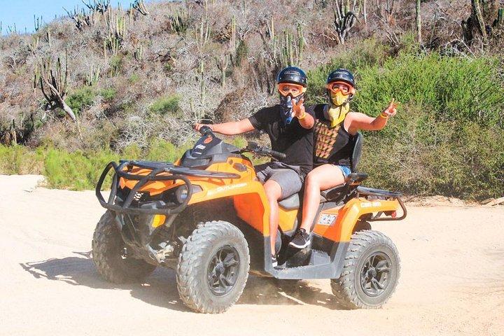 Tour ATV nel deserto e sulla spiaggia a Los Cabos
