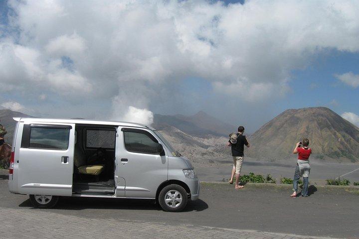 Increíbles cascadas Bromo Madakaripura e Ijen