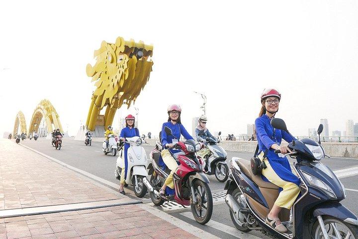 Da Nang Food Tour per motor met Aodai Lady Rider
