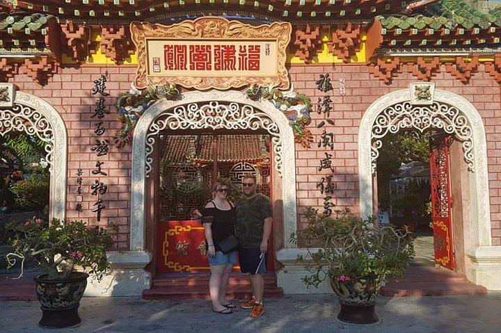 TIEN SAまたはCHAN MAYポートからのショアエクスカーションでMy Son HolylandとHoi Anを訪問