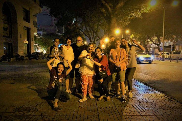 Esperienza turistica di mezzanotte in moto a Ho Chi Minh
