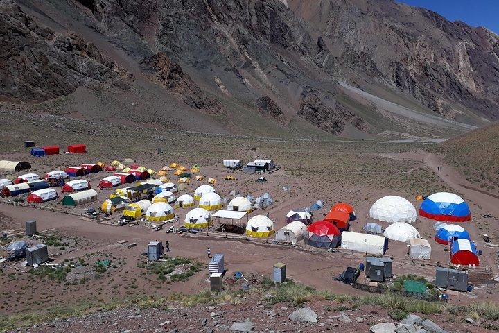 Trekking a Confluencia, primo campo base dell'Aconcagua