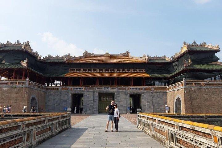 Hue City Tour via Hai Van Pass - privérondleiding