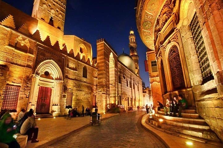 Half Day Tour: El Moez Street, Al Azhar Park and Khan EL Khalili Bazaar