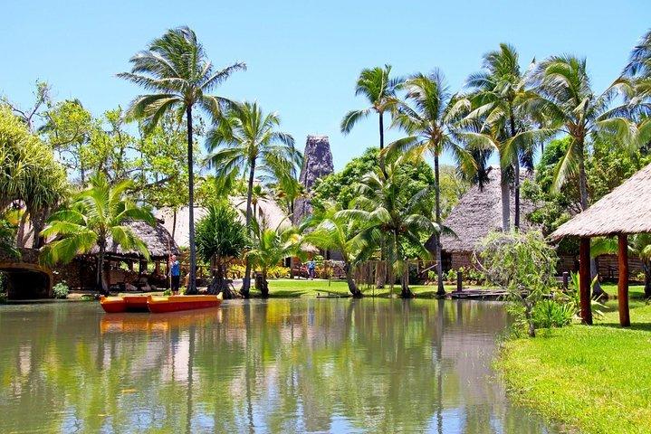 Oahu: Luau de los Reyes Excursión en Centro Cultural Polinesio