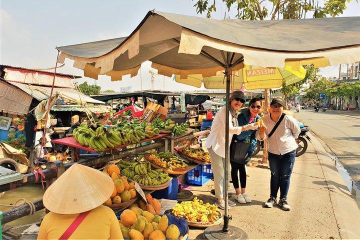 Saigon Market Tour in moto (diversi mercati in HCMC)