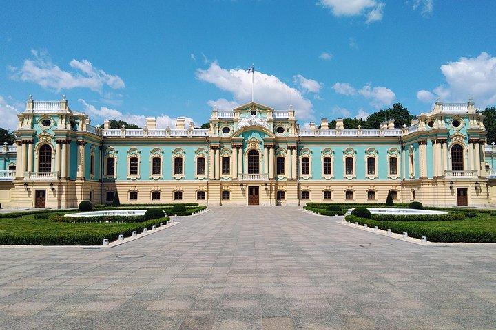 Centro político y administrativo de Kiev Lypky en alemán