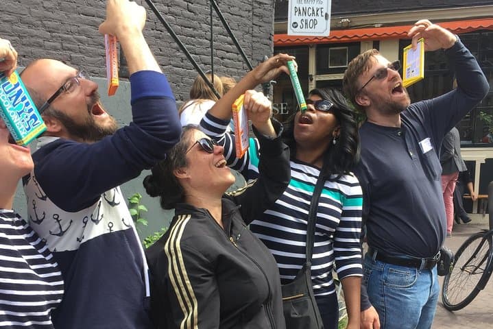 Amsterdam Highlights Walking Tour: Small Group Experience