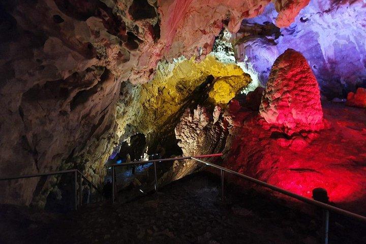 Tour privato di Millenium Cross, St. Pantelemon Monastery e Matka Canyon da Skopje