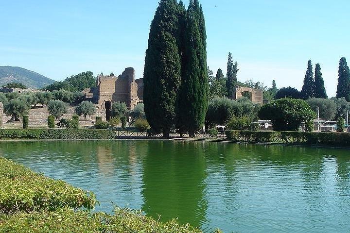 Tivoli och Hadrianus villa heldagsguidad tur