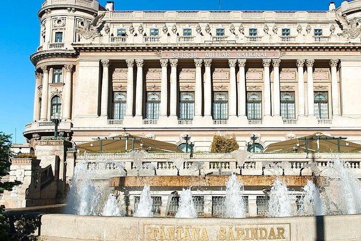 Riflettori di Bucarest, tour privato della città in auto