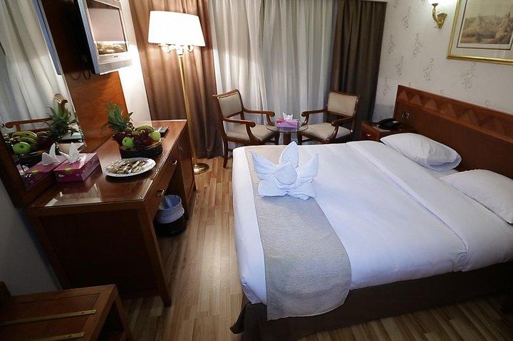 Crucero de 4 noches por el Nilo de 5 estrellas desde Luxor a Aswan